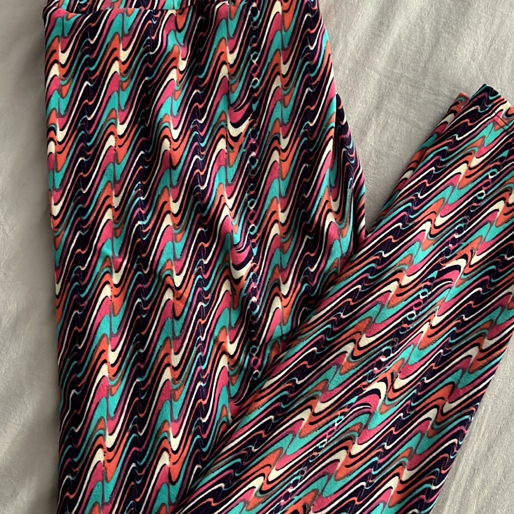 Bundle Of Lularoe Leggings Os - image 6